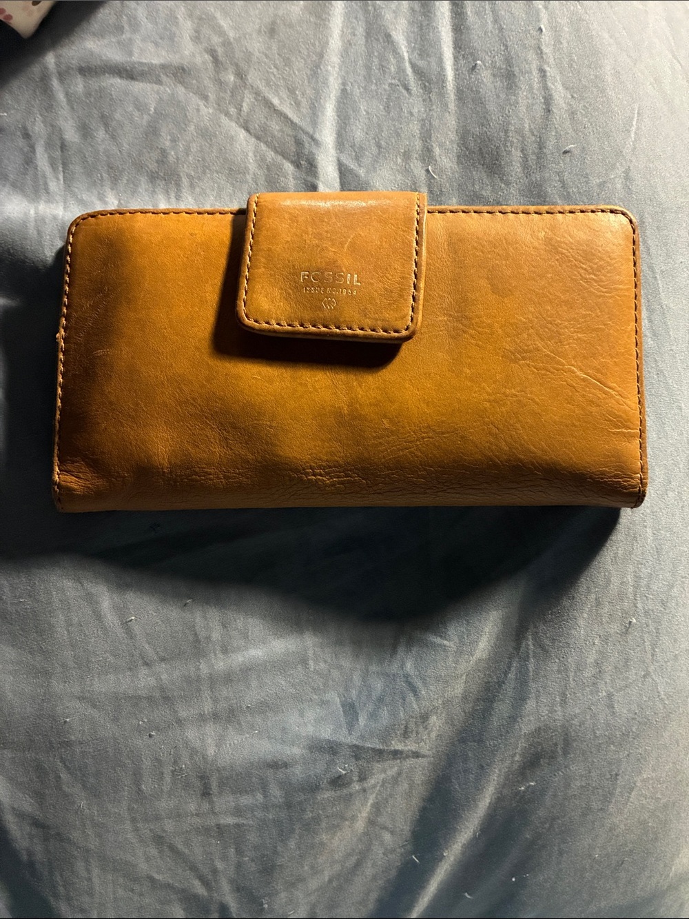 Fossil Leather Snap Continental Wallet in Cognac Brown
